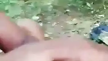 Cheating lady enjoys outdoor Tamil sex with her lover