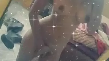 Paki Girl Showing her Boobs Part 1