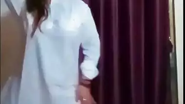 Sweety Chhabra Dancing without Salwar