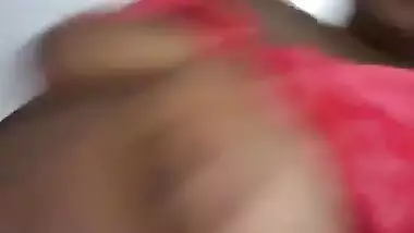 Mallu Bhabhi Shows Her Boobs and Pussy