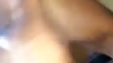 Kannada sexy wife secret handjob mms with lover
