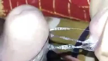 Desi sex video of village Bhabhi sucking her Devar’s dick