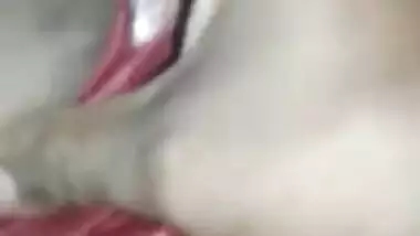 Desi woman makes her XXX pussy public and man bangs it with sex toy