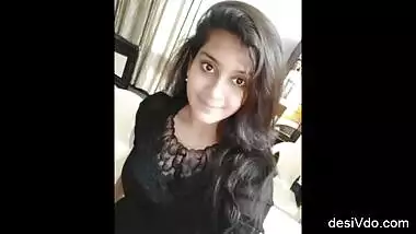 Desi hot couple meet at hotel room