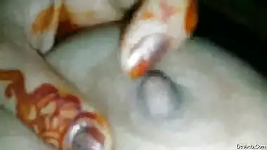 Indian lesbian sisters enjoy with skype show