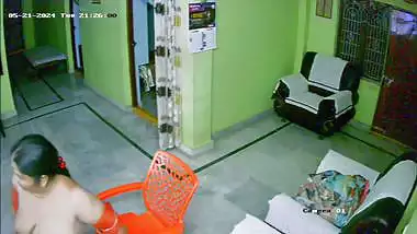 Mature aunty in blouse changing dress nude show