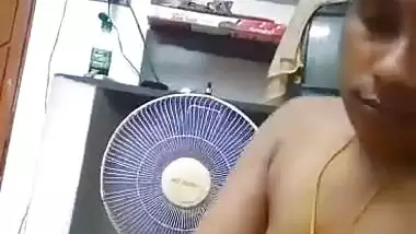 Telugu wife strips nighty and gives blowjob to husband