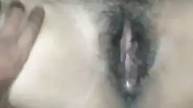 Bhabhi heavenly sex feeling with hairy pussy fucking