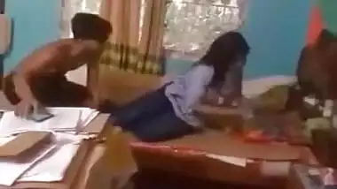 Today Exclusive- Desi Lover Romance And Bf Sucking Gf Boobs