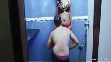 Indian bhabhi hot masala video