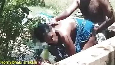 Indian village aunty,desi horny girl bath fucking with husband , big boobs press sucking moaning