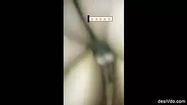 Sexy desi wife DEEPTHROAT and shared in 3some