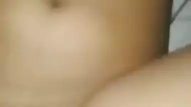 Dude enjoys fucking Desi stepsister's virgin XXX twat in MMS clip