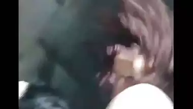 Desi xxx chudai of a Bihari girl in an Oyo room