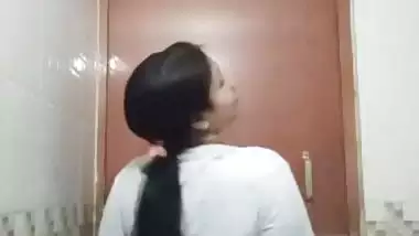 Tanker bhabhi video making of her going topless