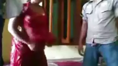 Desi mms sex . Nephew fucks his aunt's pussy and ass every morning