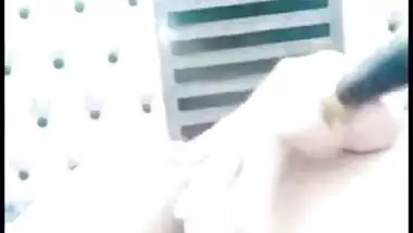 Bhabhi shows Desi devar the way she plays with her XXX ass on cam