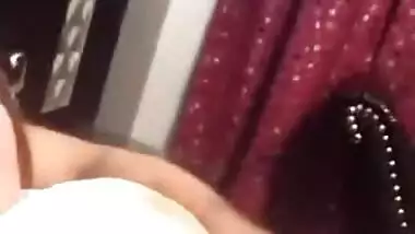 Karachi Babe Sonia MMS - Movies. video2porn2