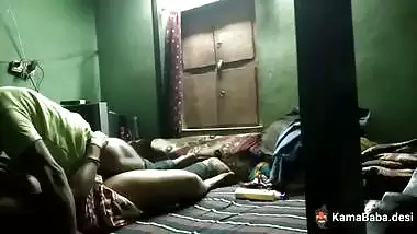 Desi husband fingers wife’s pussy before hard sex