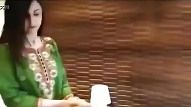 Flawless skin and the perfect ass of the Muslim bhabhi