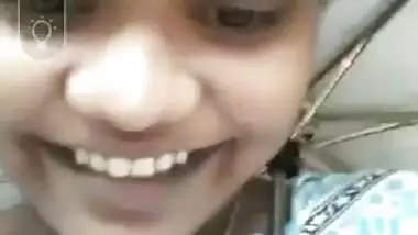 Cute Tamil Girl Showing Her Boobs