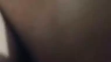 Nephew fucks his aunt’s shaved pussy in desi xxx MMS