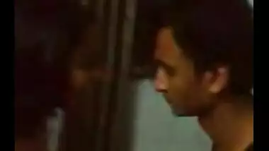 Hindi sex desi porn xxx video of Indian bhabhi ki chudai with hubby!
