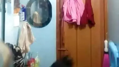 Exclusive- Big Boob Desi Bhabhi Bathing Video Record By Hidden Cam