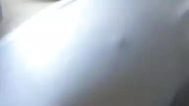 Ziggling big boob with niplepoke-short