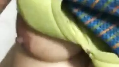 Sexy Pakistani Aunty Riding Nephew’s Cock
