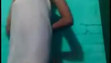 Desi cutie dancing episode has been shared on net