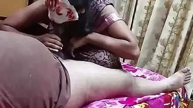 Desi sexy bahbi suck her father in lw dick